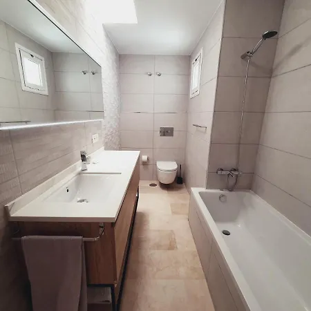 Apartment Modern Family Above Swimming Pool Puerto Rico (Gran Canaria)